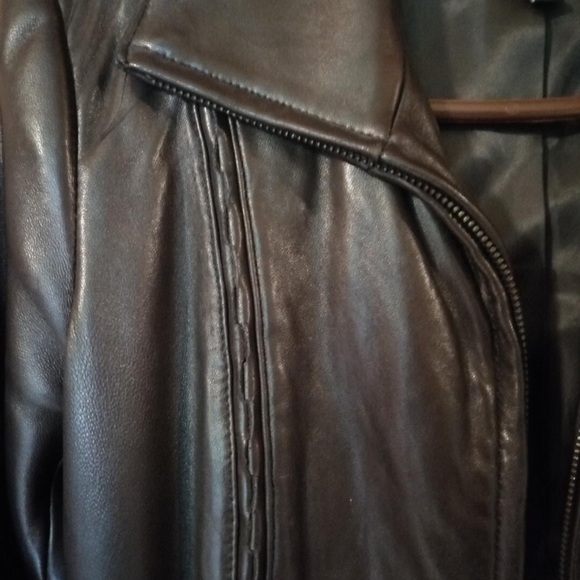 Anne Klein leather jacket.  Size small, black - Picture 4 of 6